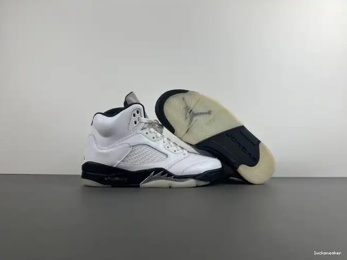 Cheap LUCY RETRO DD0587-110 AIR 5 JORDAN BLACK' 'WHITE 0530
